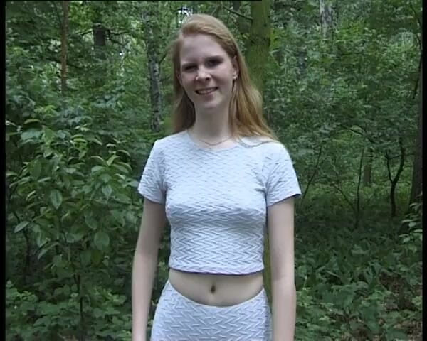 YOUR FIRST PORN: แนนซี่ สาวฝ้ากระ