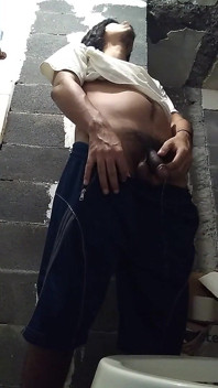 Pee Horny