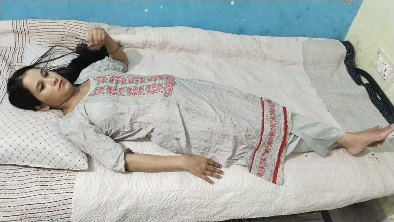 Indian Muslim Couple: Indický pár po setmění v noci flirtování a hledání zábavy