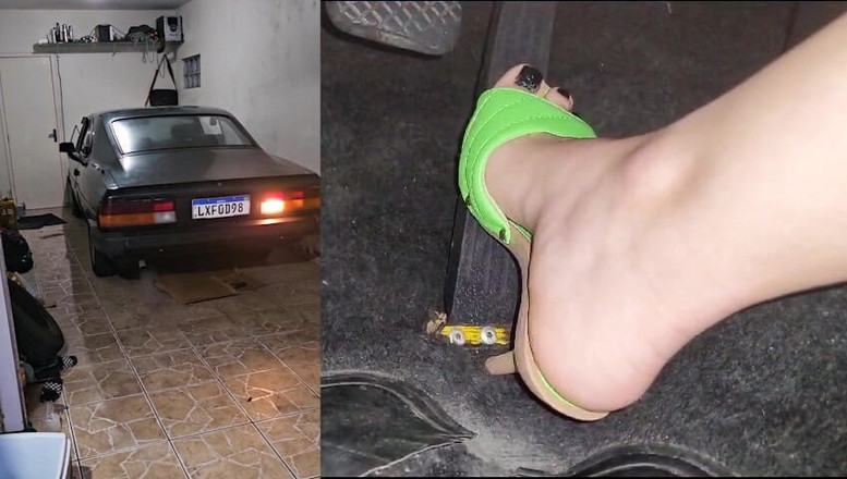 M4ndy: Mobil nggak mau keluar dari garasi mobil