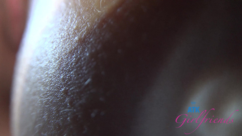 ATK Girlfriends: Virtuelles Date