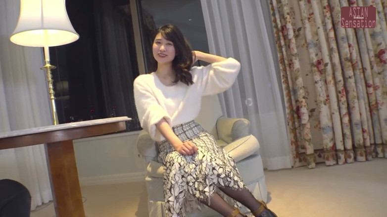 J-Cams: Elegant Caregiver Mami, 26 - Wild Service, Long Squirting, Creampie and Faceshot
