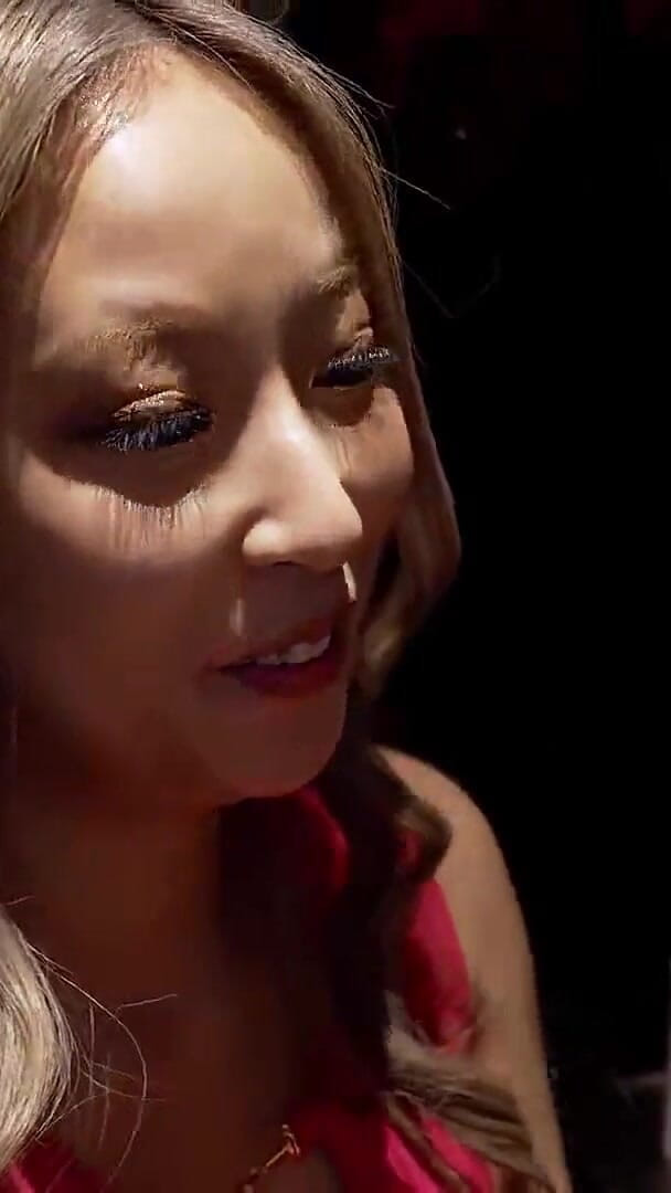 Beneath Crimson Glow, Aori Arise Blooms Like a Silent Flame. - 1 (J-Cams)