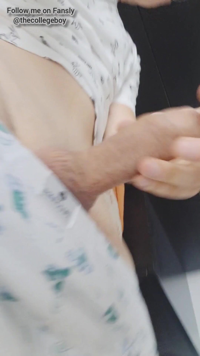 Waking up Horny (The college boy)
