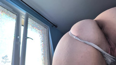 Alice_Mayflower_Scottish: Stuzzicata da una cameriera in lattice - ragazza solista