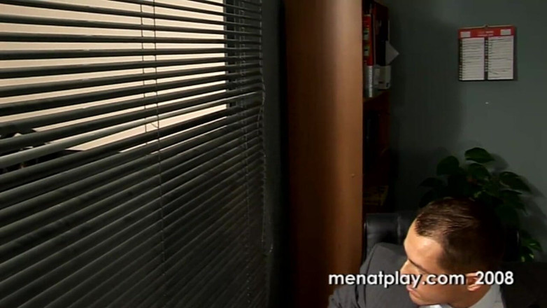 MenAtPlay: Hauteur de la ville : blind date