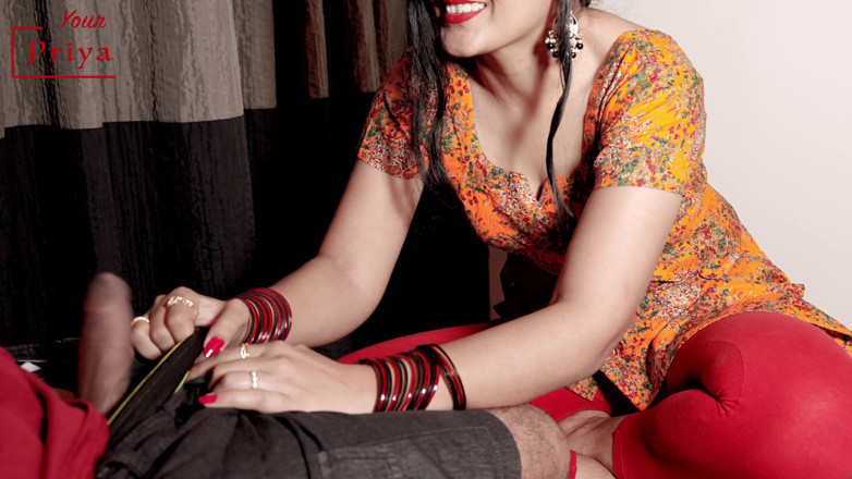 Your Priya: Hete tiener stiefzus onthult dat stiefbroer zijn crush is, het...