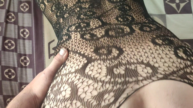 DirtyLubov: Oralsex och hårig fitta knulla i catsuit