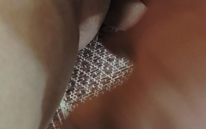 Hot-bhabhi-7668: सौतेले पिता के साथ चुदाई और पूरी तरह से मजा