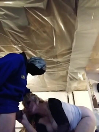 Jacknyvonshow: 继兄弟戴上口罩并操我