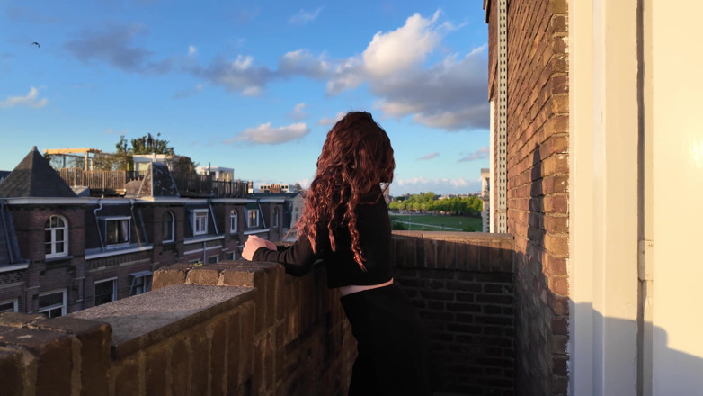 Amelia Amour: Sexe sur le balcon avec mon ex-copine