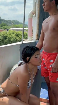 Hermanastro Me Sorprende Bronceandome в Су Кама-сутра, Y Le Pido Que Me De Una Опыты Nueva в Эль Кама, сутра су пене