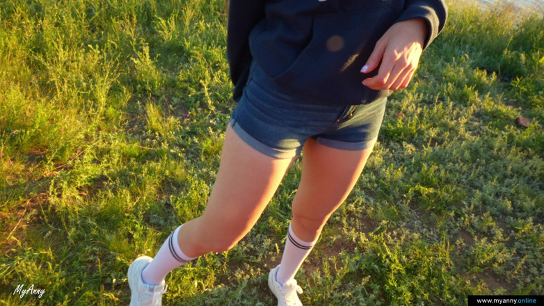 MyAnny: Risky outdoor creampie in nature!