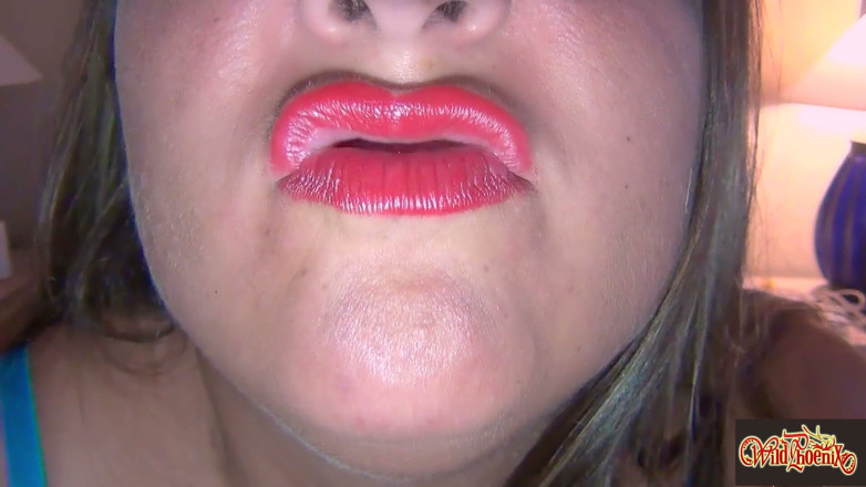 Wild Phoenix: My Extreme Close-up Mouth Tour - Green M&amp;m Munching Remastered HD