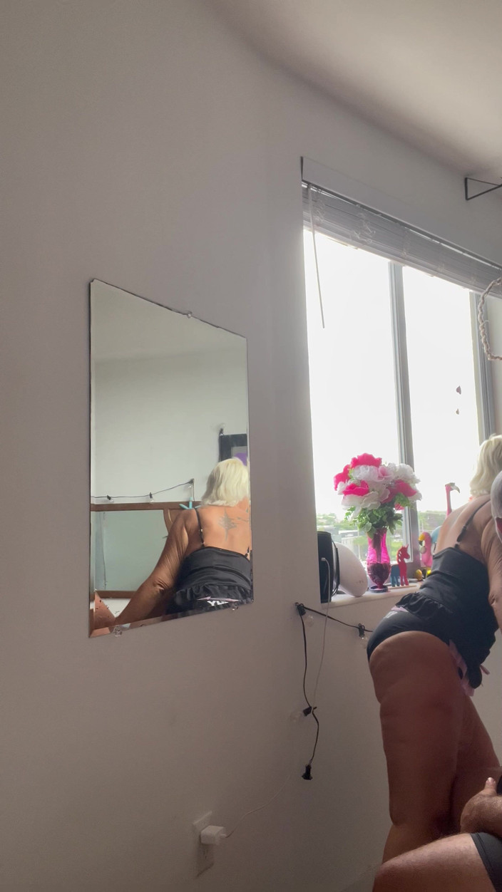 Greek Goddess Steph: Pornstar Greek Goddess Steph Sucks Cock in This Erotic Video