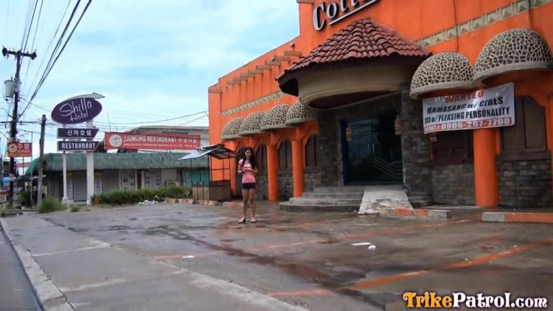 Trike Patrol - Tuk Tuk Patrol: Bouncy tit Asian pounded on the bed