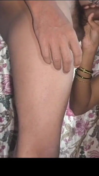 Marathi Rani Vahini Menawarkan Blowjob Sehingga Pancut