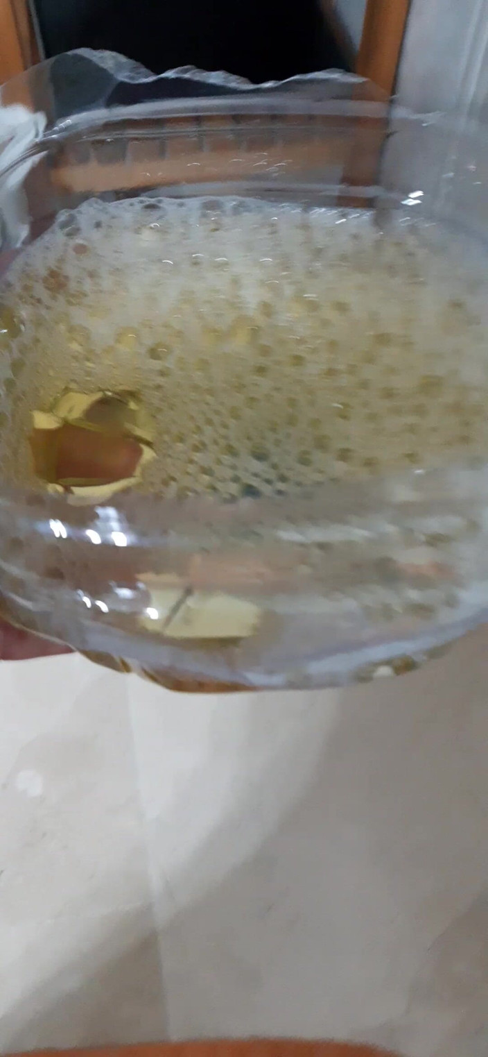 Orinadas_jmv54: Pisse in Eine Flasche.