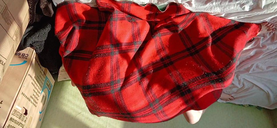 Lesbian-candys: Złapałem moich lesbijskich współlokatorów pod przykryciem i masturbowałem się do...