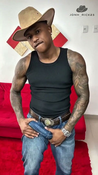 Black Agroboy seninle yatmak istiyor