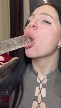Scopo Il Mio Ano Stretto Con Un Dildo Elastico E Vengo Più Volte
