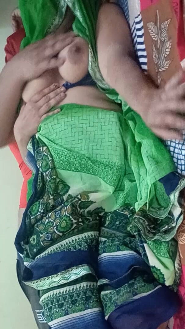 aliabegum: Sweety Bhabhi Sex with Blinkit Delivery Boy, Full Hindi Video