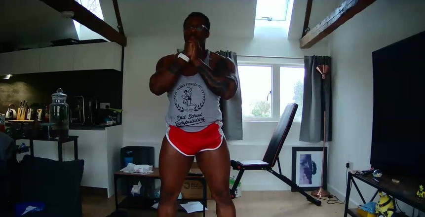 Amadeus: Flux commencé 29/12/2020 11:00 am entraînement à domicile jambes