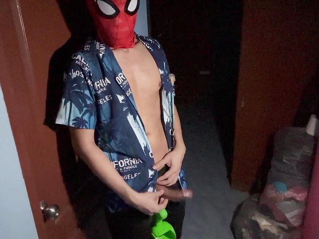 Songkran Festival in Thailand. (SinglePlayerBKK)