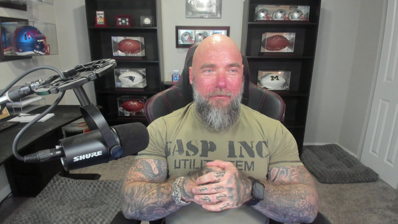 Raw and Uncensored with Masculine Jason: Co je sumec?