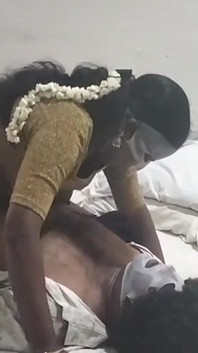 Cuplu tamil 2
