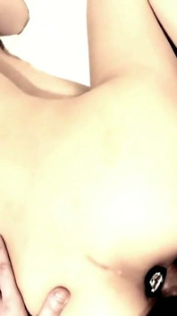 Permintaan pengguna video fat creampie dari orang asing