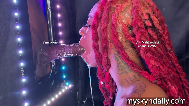 MySkyn Entertainment: 喉のヤギに大きな黒いチンコを手に入れる