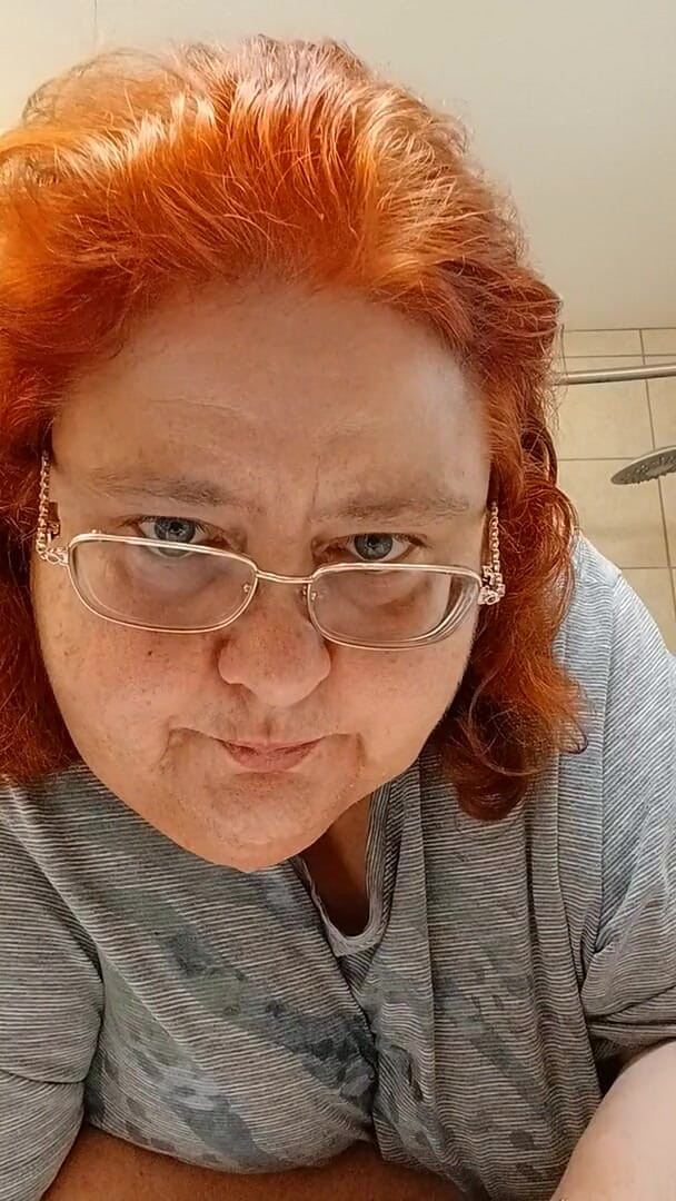 BBW nurse Vicki adventures with friends: Es ist zu viel und in der nase ein chaos