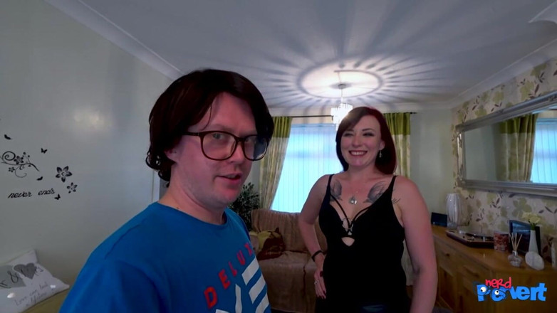 Nerd Pervert: Cleo Summers - kutas i spust na lunch