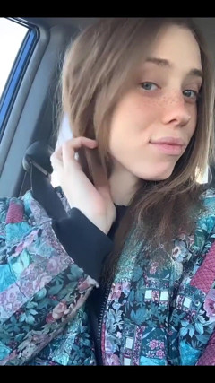 Twitter Loved Me with Straight Hair! What Do Y'all Think? thumbnail