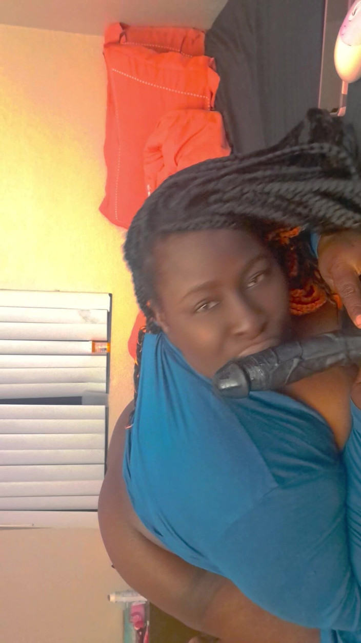 AngelMoca: Lasciami fare un deepthroat alla piccola con quel cazzo