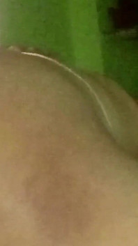 Desi Dorf bhabhi Simran fickt mit ihrem Ex-freund, wenn niemand zu hause ist