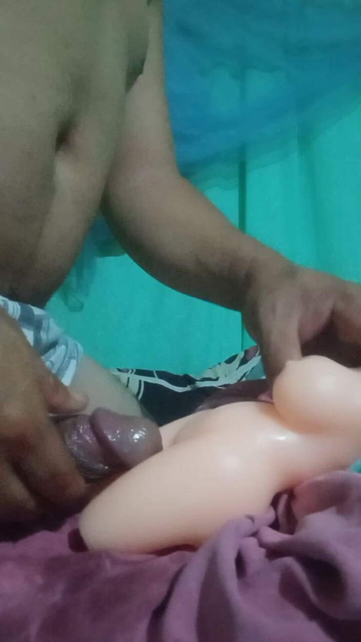 Talahib23: Jag töjde ut min babys tajta fitta.