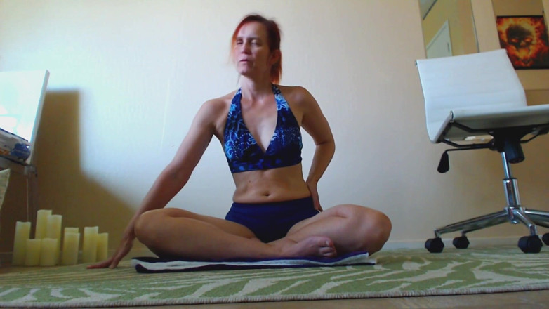 Aurora Willows: Stretching di lato e hamstring