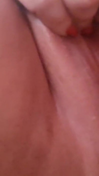 Adoro masturbarmi mentre guardi