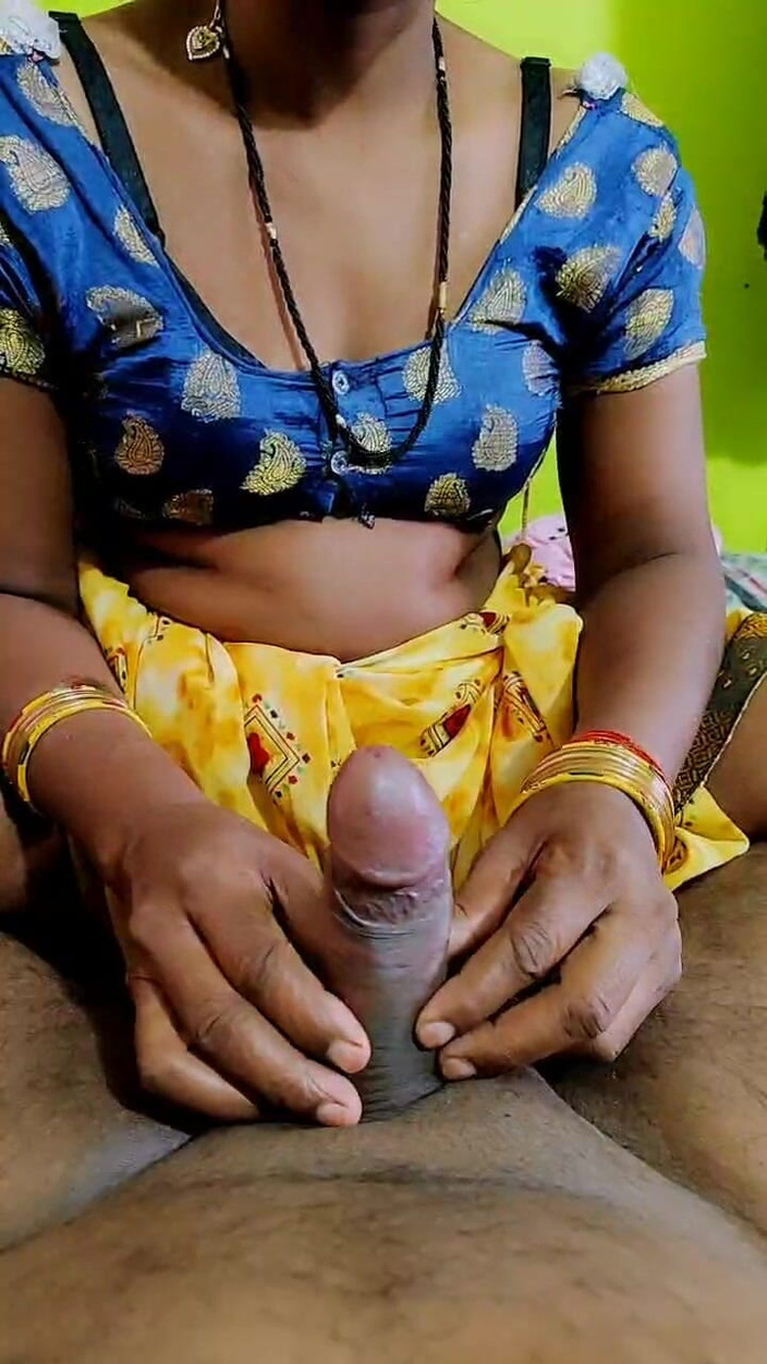 FULLMJEDETI: 義理の妹が楽しんでいると、揺れ始めました