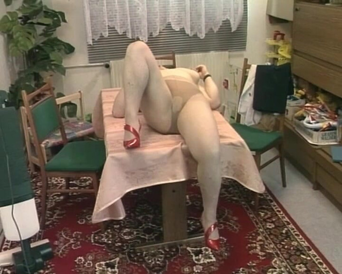YOUR FIRST PORN: Seksowne babcie – Nigdy nie jest za późno, część 2