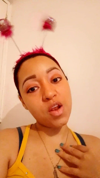 Saturno Squirt: Saturno Squirt Jadi Model Webcam Pribadimu, Komentari Apa Yang Kamu...