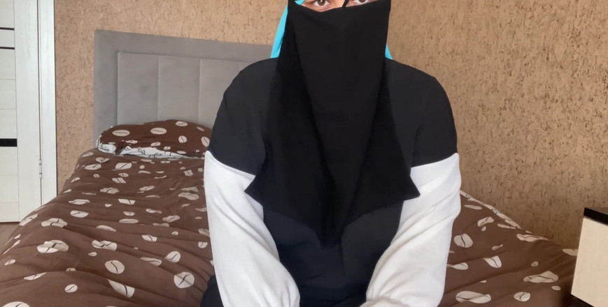 Lux Eva: Arabska dziewczyna daje JOI