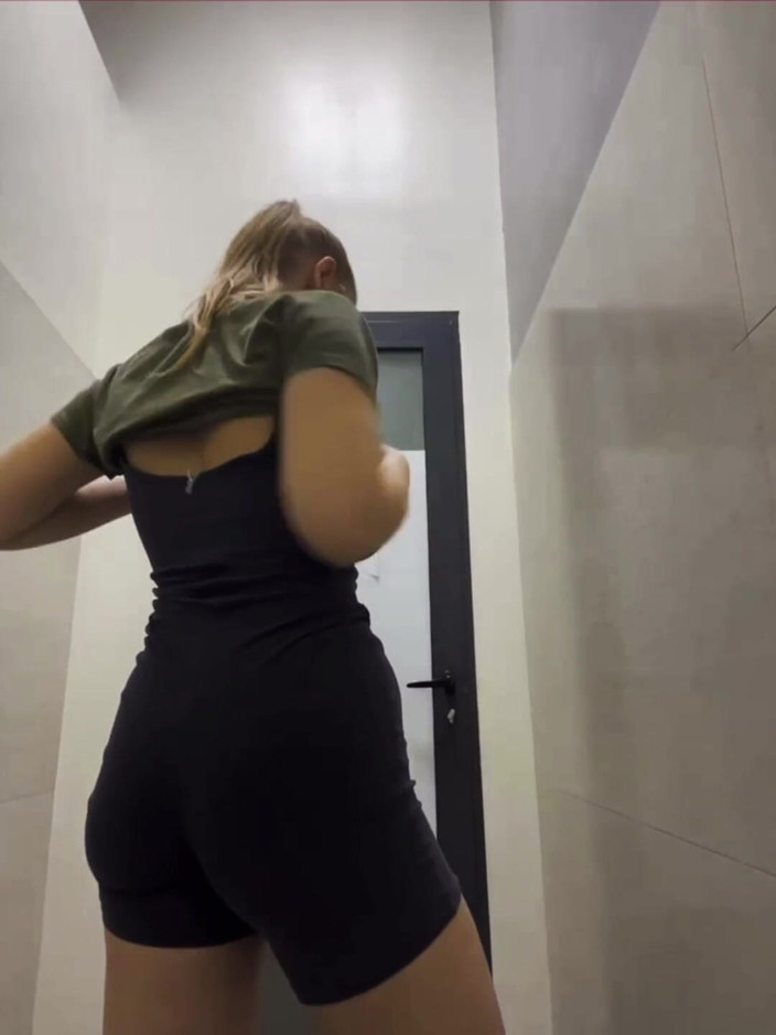 JuiceLussie: Jedź do Dildo