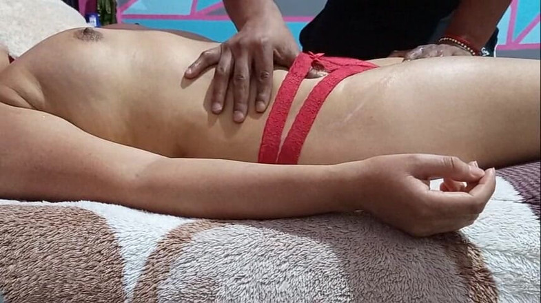 Katerine: Massage eindigt met een happy end!!