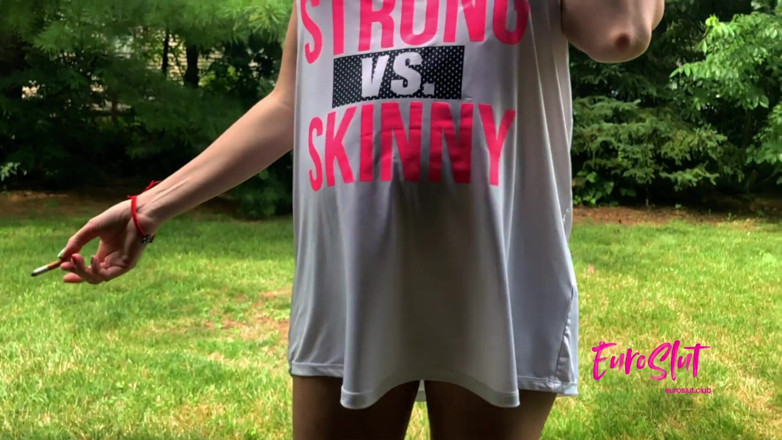 Euroslut: W ciąży sika titty upuszczanie dziwki