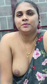 Hot Boobs Press in Bedroom...boy Friend Pressing Girl Friend Boobs by Removing Night Dress