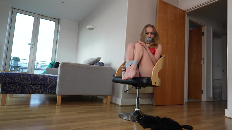 Latina Fetish: Alina: stuzzicando i video e lotta legata!