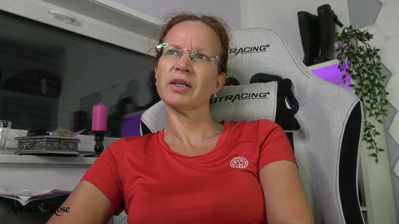 Annika Rose: Kadın kılıklı sürtükler için edepsiz konuşma